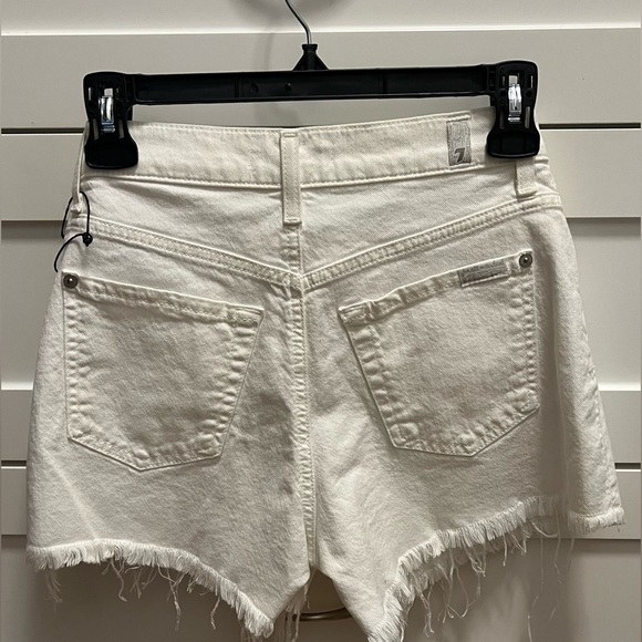 NWTA 7 for all Mankind Denim Shorts - Picture 2 of 6